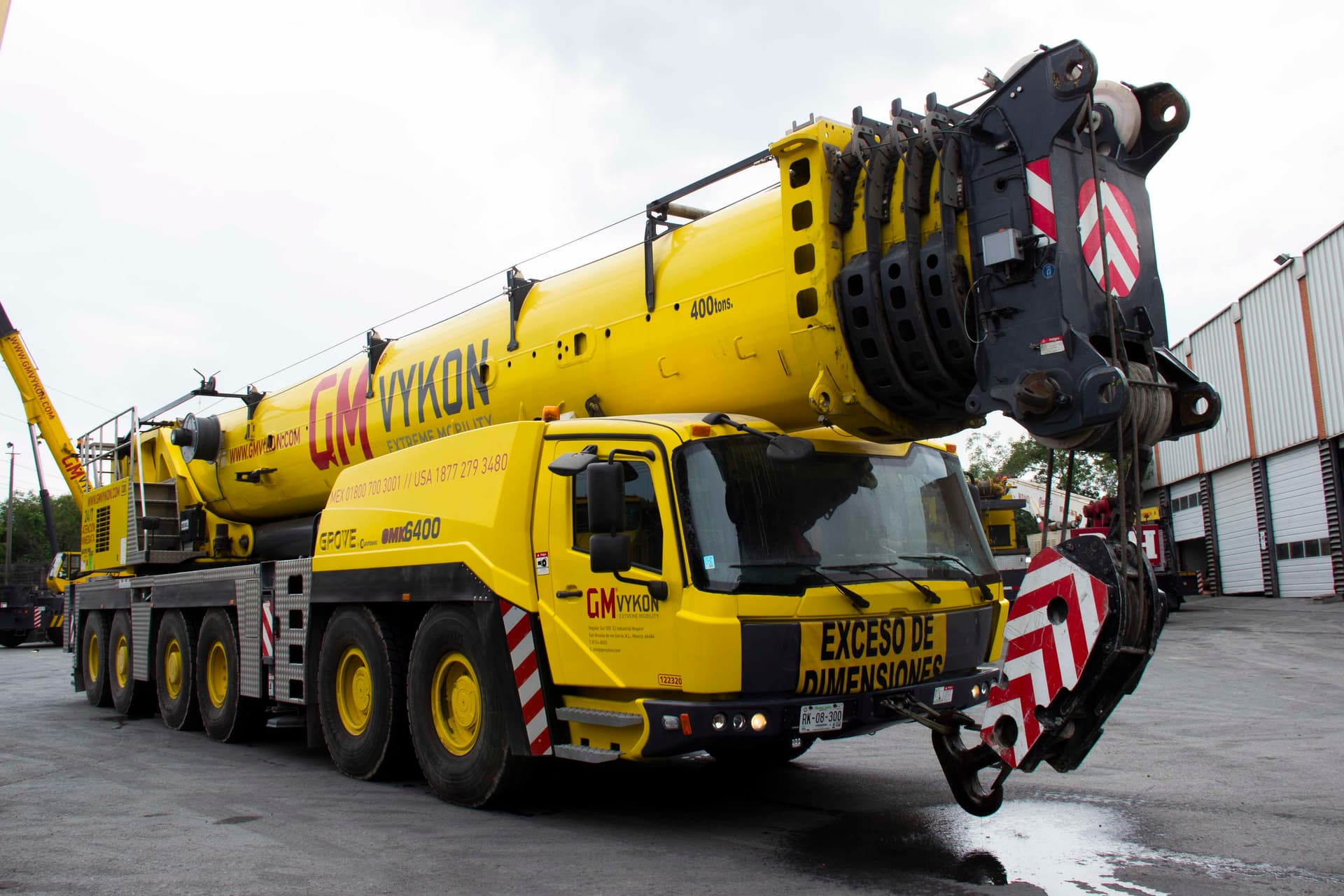 GRUA 400 TON